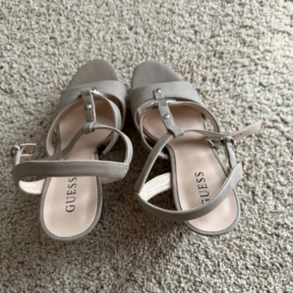 Guess Taupe Wedge Sandal Sz 11M - Picture 3 of 7